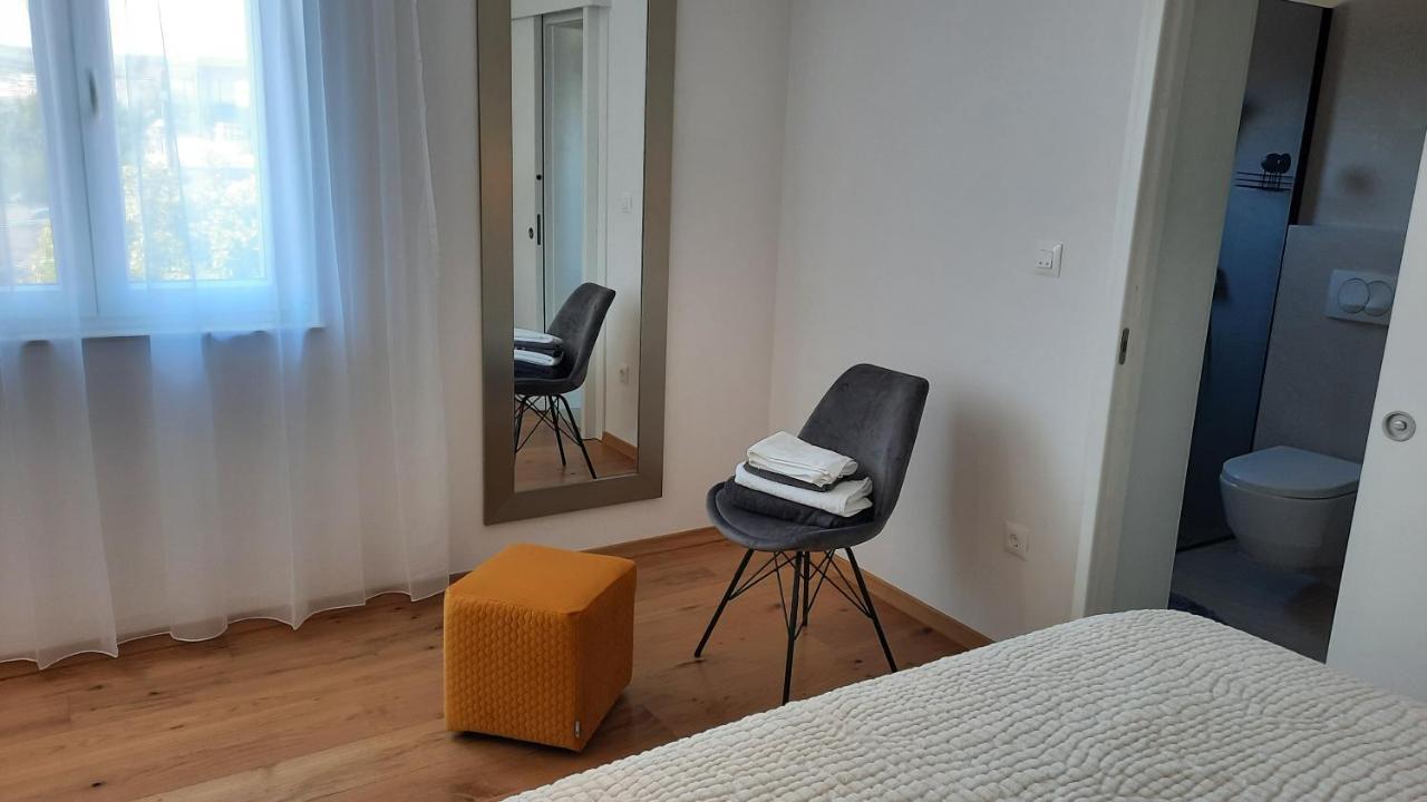 Luxury Apartments Marina View ヴォディツェ エクステリア 写真