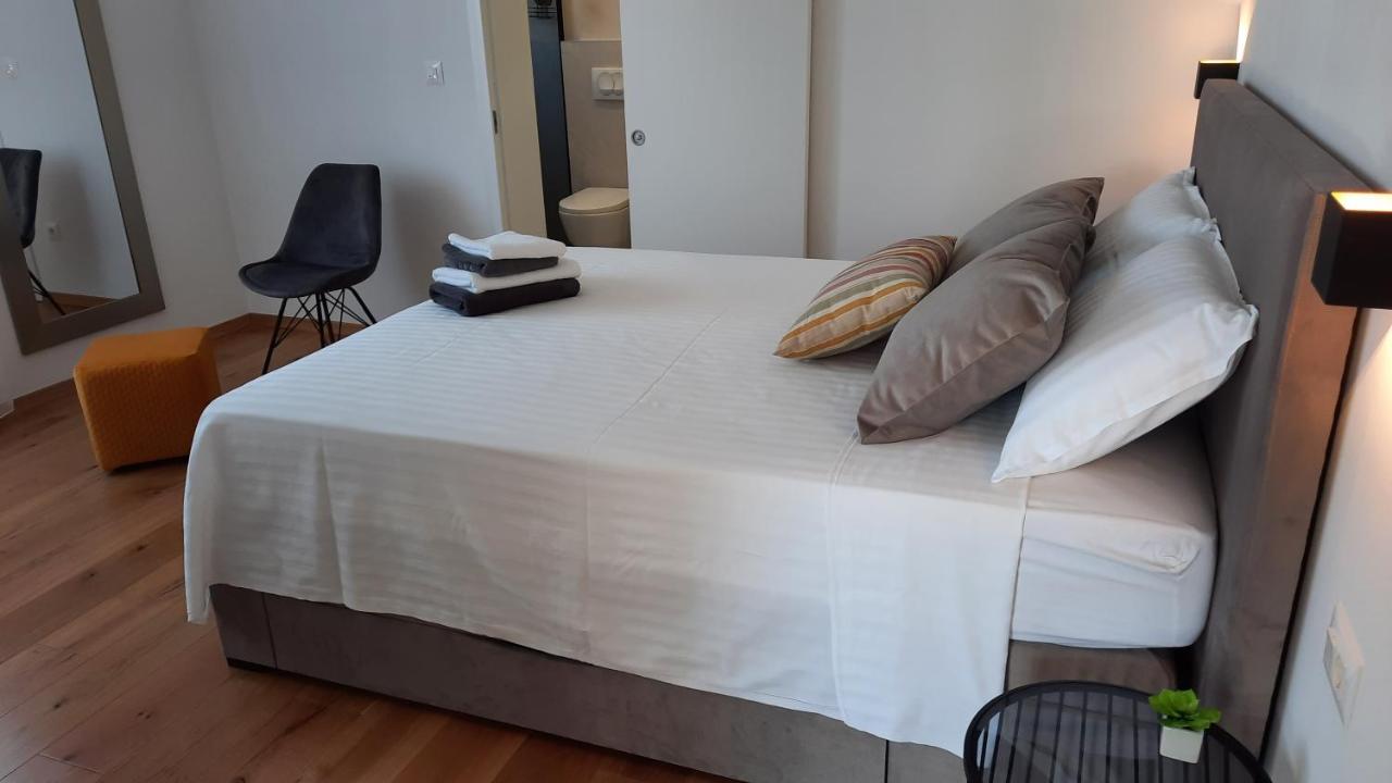 Luxury Apartments Marina View ヴォディツェ エクステリア 写真