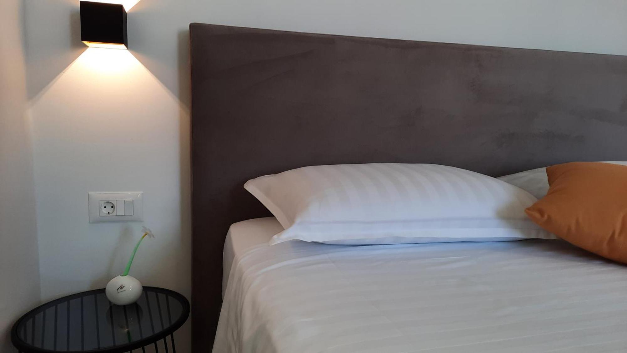 Luxury Apartments Marina View ヴォディツェ エクステリア 写真