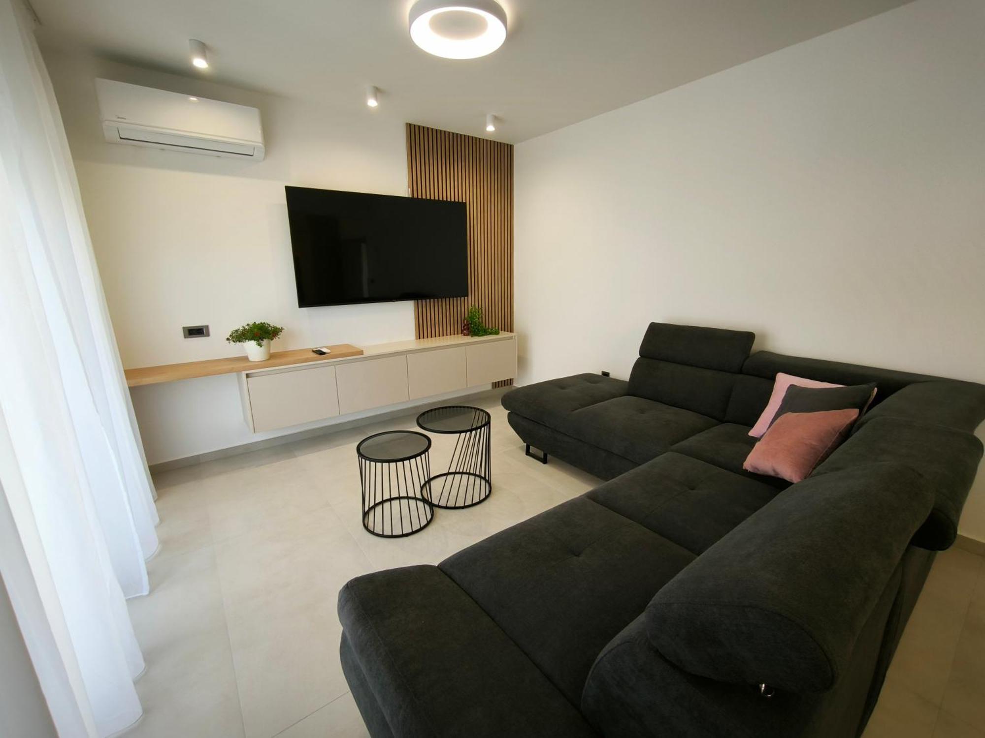 Luxury Apartments Marina View ヴォディツェ エクステリア 写真